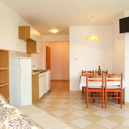 Marija-2 By Interhome * Врбник