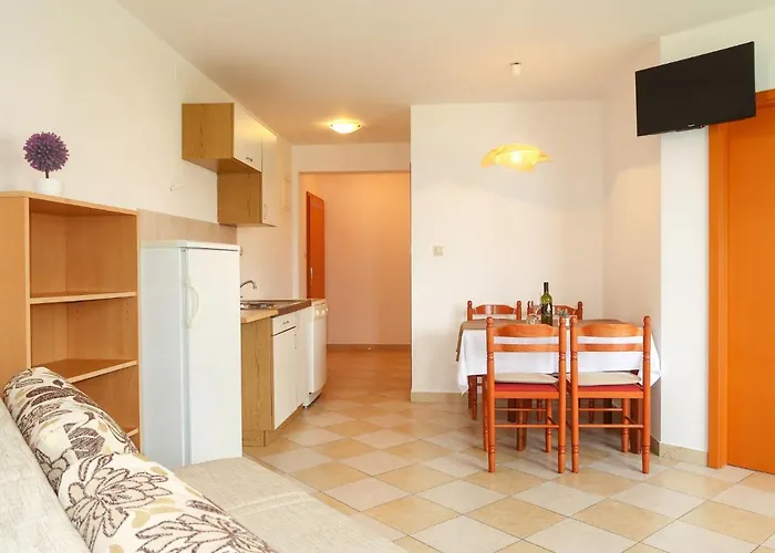 Marija-2 By Interhome * Врбник